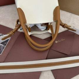 Picture of Loro Piana Handbags _SKUfw177009886fw